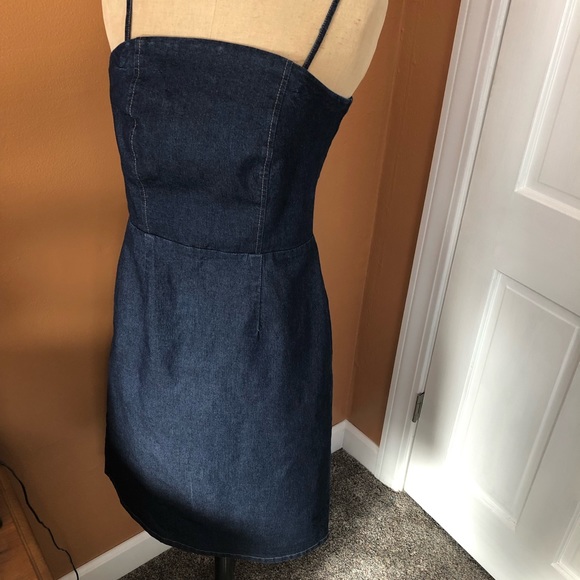 American Eagle Jean Dress, Spaghetti Strap, Size 6 - Picture 3 of 15